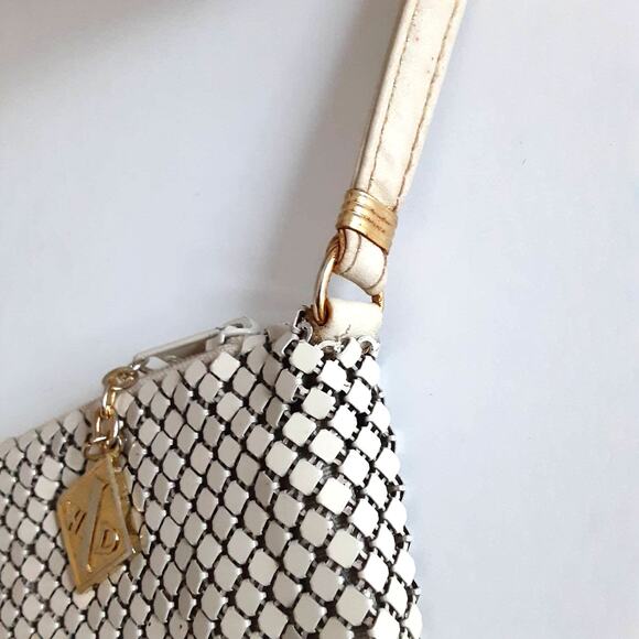 Whiting & Davis Vintage White Pearl Crystal Evening Bag Chainmail Crossbody Bag - Picture 4 of 16